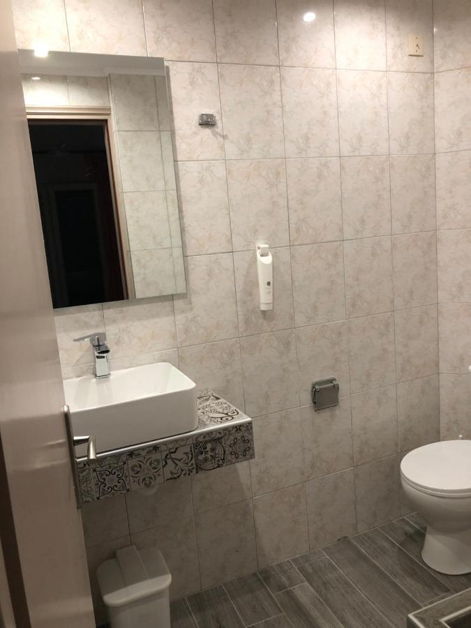 Vana Studios & Apartments يميناريا المظهر الخارجي الصورة