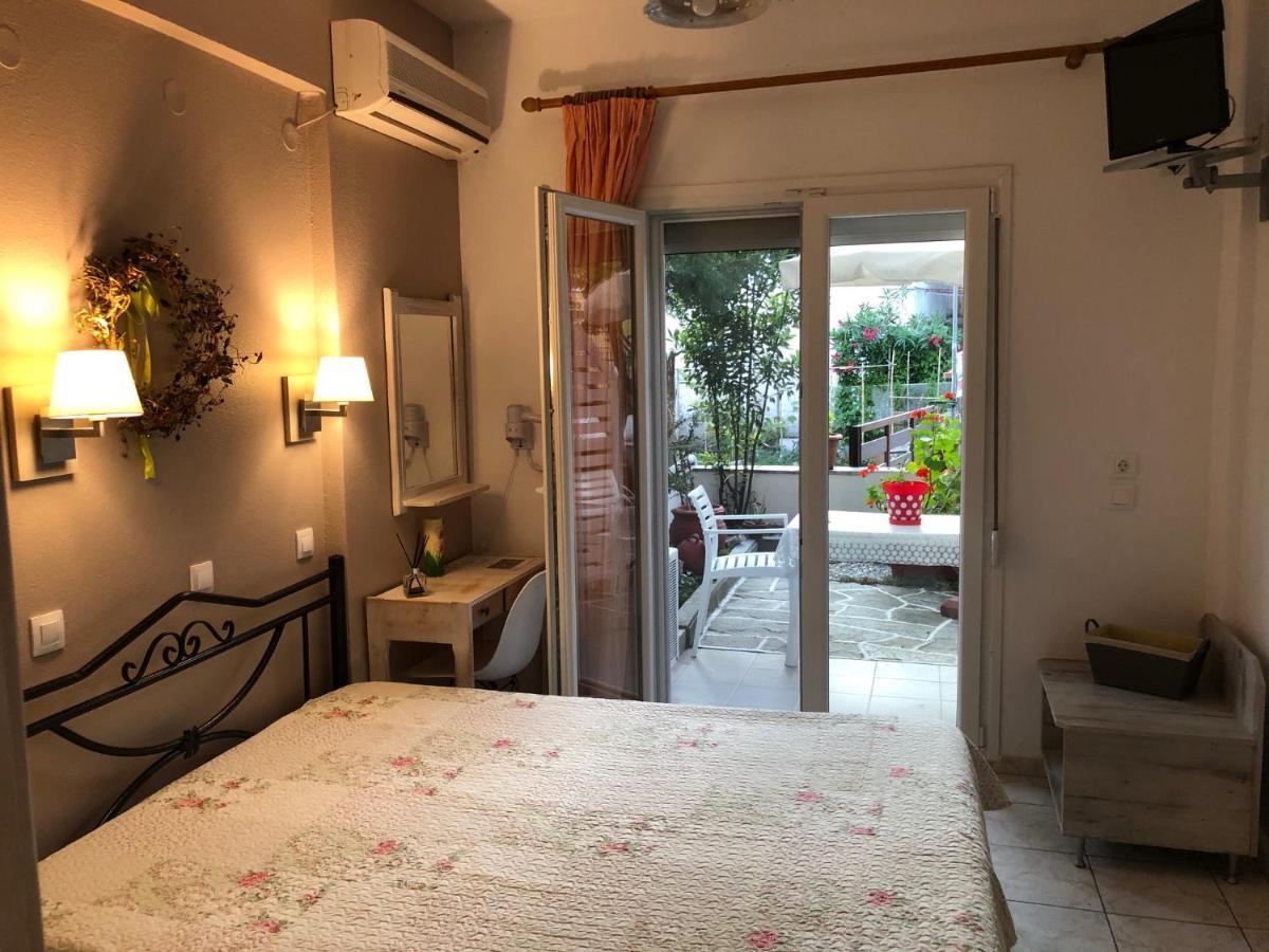 Vana Studios & Apartments يميناريا المظهر الخارجي الصورة