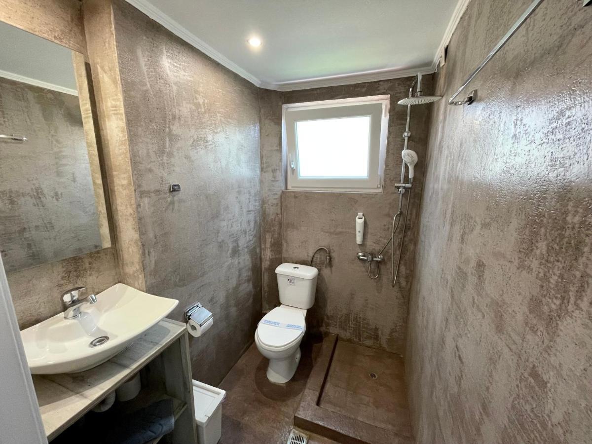 Vana Studios & Apartments يميناريا المظهر الخارجي الصورة