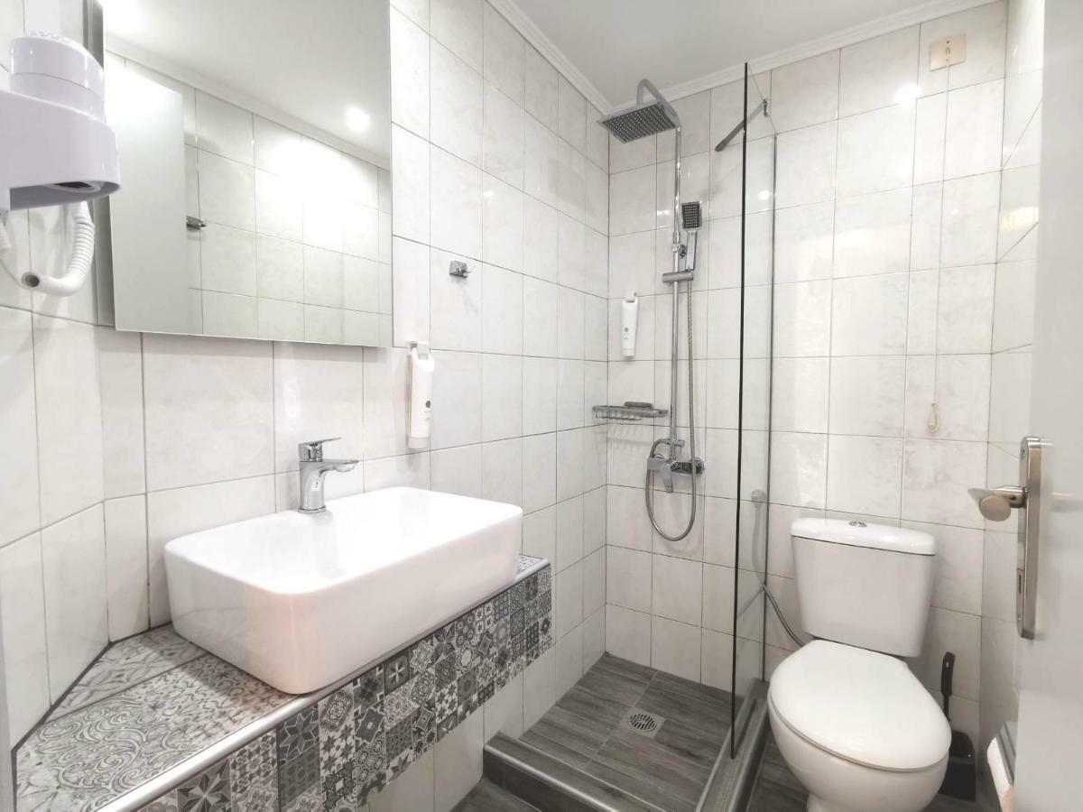 Vana Studios & Apartments يميناريا المظهر الخارجي الصورة