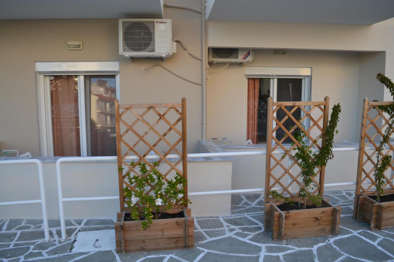 Vana Studios & Apartments يميناريا المظهر الخارجي الصورة